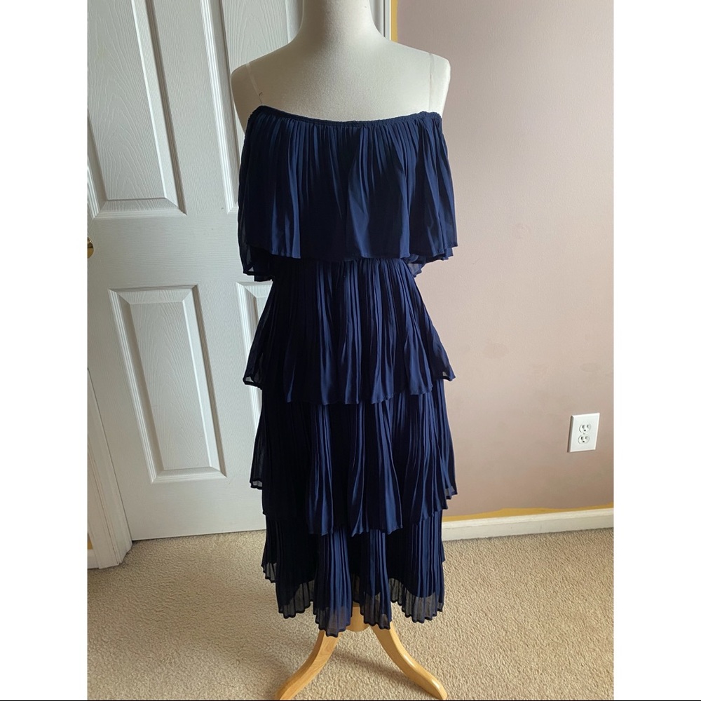 Vici off-the-shoulder tiered dress Sz small